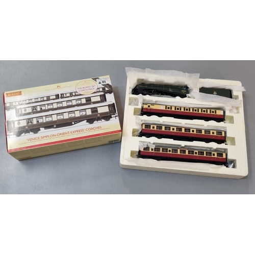 85 - Hornby OO scale model railways R4254 boxed set coach pack for use with Venice Simplon-Orient Express... 