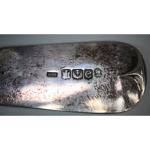 180 - 19th century Scottish silver fish server.  Edinburgh hallmarks.  3.18 troy oz, together with a Georg... 