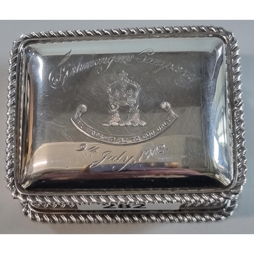 282 - Silver presentation table snuff box with gadroon edging and engraved inscription 'Fishmongers Compan... 