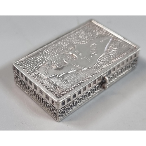 285 - Israeli 925 silver snuff box with map to the hinged cover and marked 'I M Fan' to the back.  0.5 tro... 