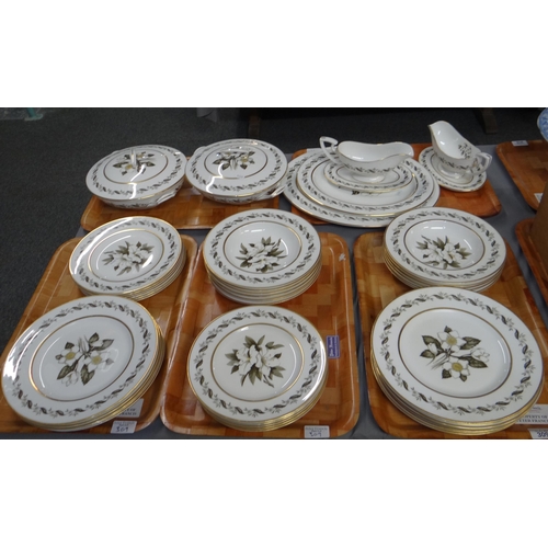 309 - Five trays of Royal Worcester 'Bernina' design dinnerware to include: various plates, bowls, lidded ... 