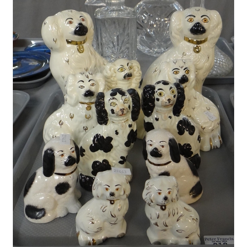 318 - Tray of Beswick, Royal Doulton and Staffordshire seated fireside Spaniels.
(B.P. 21% + VAT)