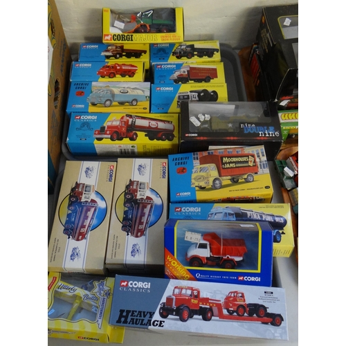 385 - Two trays of Corgi diecast model vehicles in original boxes to ...