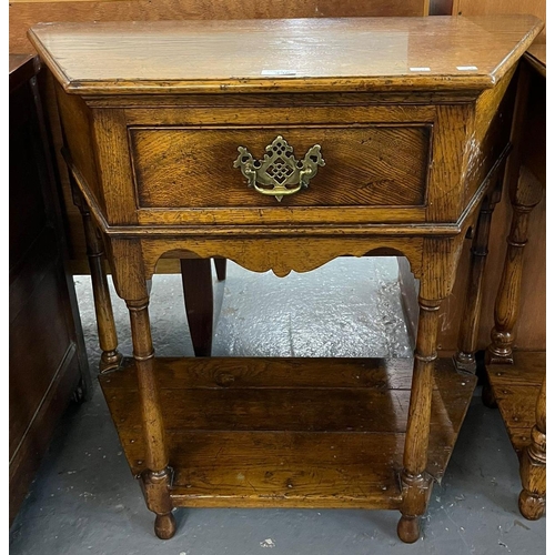 436 - Tudor Oak Furniture, good quality oak single drawer side/console table with under tier on baluster t... 