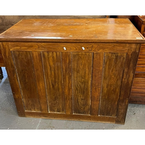 449 - 18th century oak coffer/corn bin, the moulded hinged top with two sections to the interior above fou... 