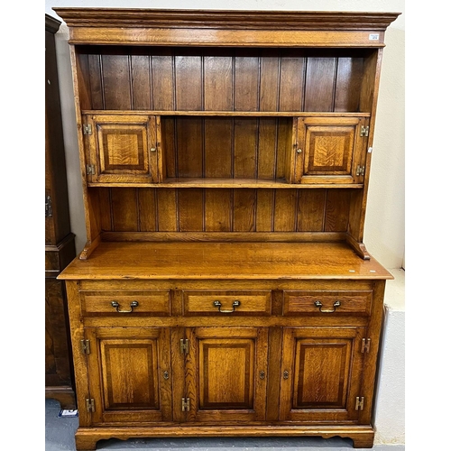 474 - 18th century style oak two stage rack back dresser, possibly by Titchmarsh and Goodwin.  134x49x184c... 