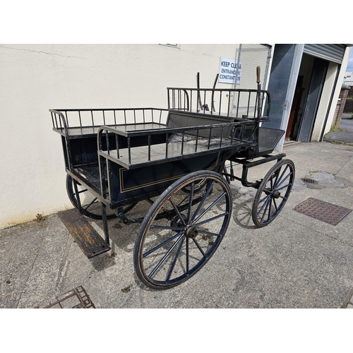 517 - Horse drawn vehicle - modern four wheeled Wagonette with single and twin shafts, having square secti... 