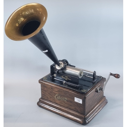 73 - Vintage Edison Fireside phonograph serial number 26610, with horn.  Cased.  (B.P. 21% + VAT)