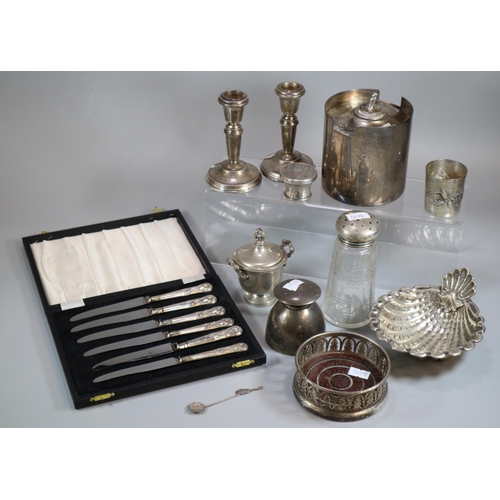 195 - Collection of silver, continental silver and other items to include: cased set of six silver handled... 