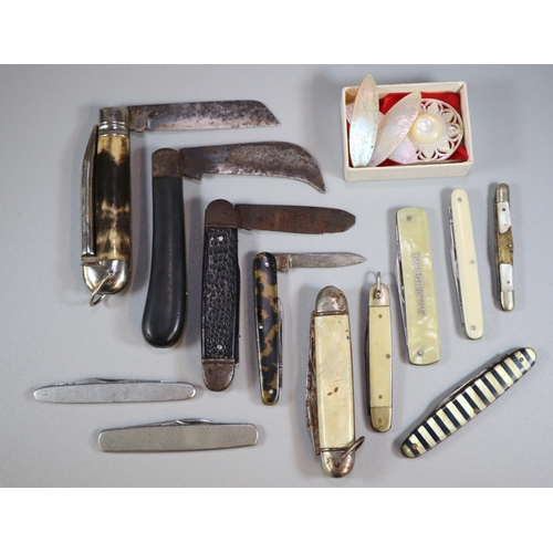 264 - Collection of penknives and pocket knives including: zebra stripe, M V Britannic, mother of pearl Ch... 