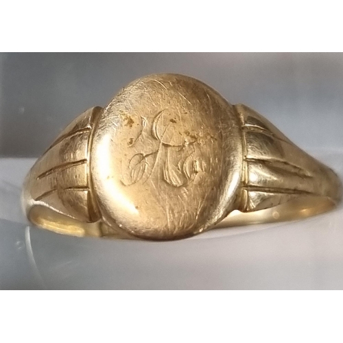 235 - 18ct gold signet ring, 2g approx. Size L5 1/2 (B.P. 21% + VAT)