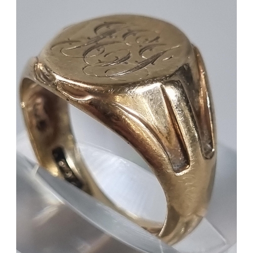 249 - 9ct gold signet ring with monogram. 7.5g approx. Size M (B.P. 21% + VAT)