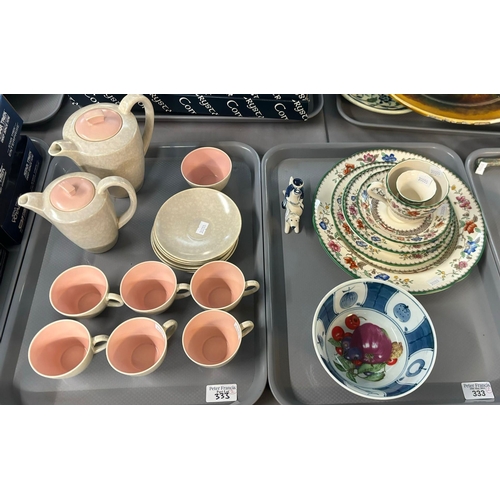 333 - Two trays of ceramics to include: Copeland Spode 'Chinese Rose' trio set and other similar items tog... 