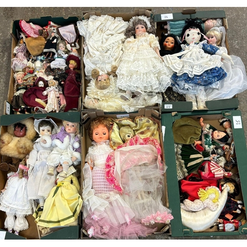 413 - Large collection of assorted modern and vintage costume dolls and others similar.  Six trays.  (6)  ... 