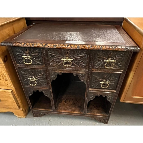 442 - Small Victorian carved oak writing desk in 18th century style with inset leather writing surface, ov... 