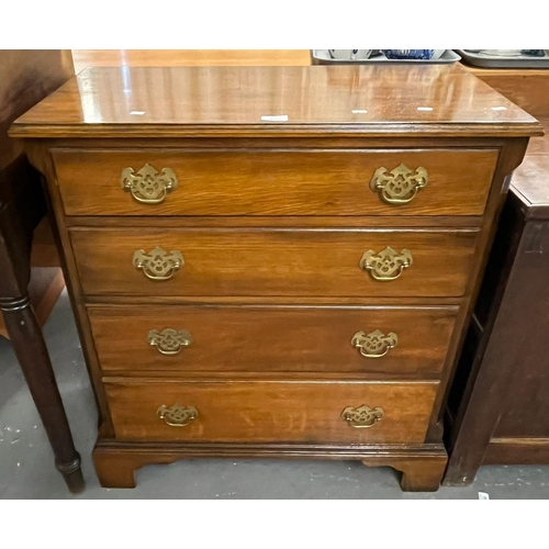 450 - Georgian style mahogany straight fronted chest four graduated drawers under a moulded top on bracket... 