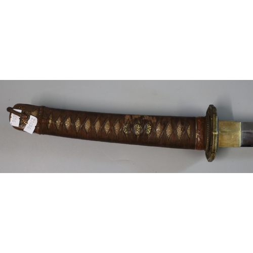 164 - Japanese WWII period officer's sword in standard Schin Gunto fittings with chord bound shark skin gr... 