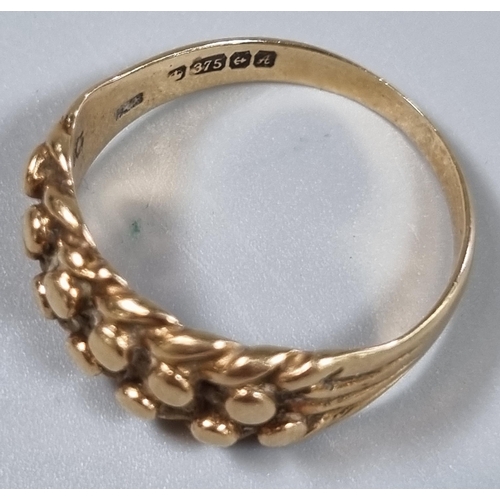 189 - 9ct gold dress ring.  4.7g approx.  Size T.  (B.P. 21% + VAT)