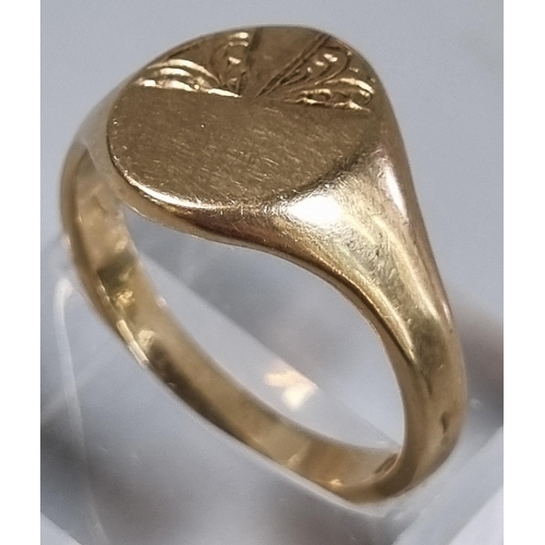 199 - 9ct gold gents signet ring.  7.2g approx.  Size W.  (B.P. 21% + VAT)