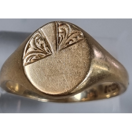 199 - 9ct gold gents signet ring.  7.2g approx.  Size W.  (B.P. 21% + VAT)