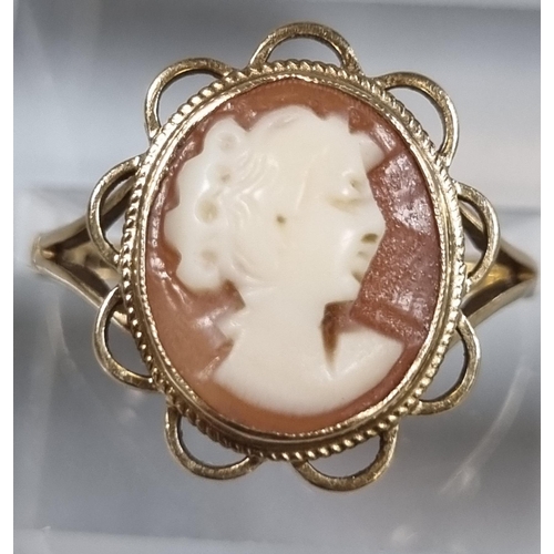 202 - 9ct gold cameo portrait ring.  2.9g approx.  Size N.  (B.P. 21% + VAT)