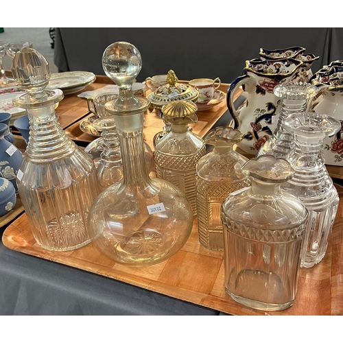 279 - Tray of 19th century glassware to include: various decanters and stoppers, vinegar bottle and stoppe... 