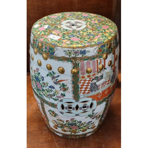 95 - Chinese Canton 'Famille Rose' style garden/conservatory seat.  Possibly Macau decorated.  47cm high ... 