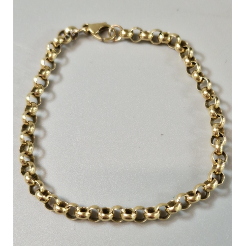 177 - 9ct gold curb link bracelet. 7.4g approx. 19cm long approx. (B.P. 21% + VAT)