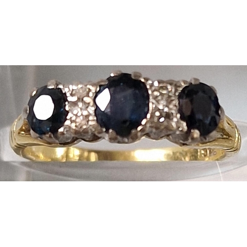 198 - Diamond and sapphire ring. 3.3g approx. Size K. (B.P. 21% + VAT)