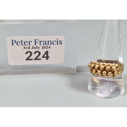 224 - 9ct gold 'keeper' ring, 6g approx. Ring size T (B.P. 21% + VAT)