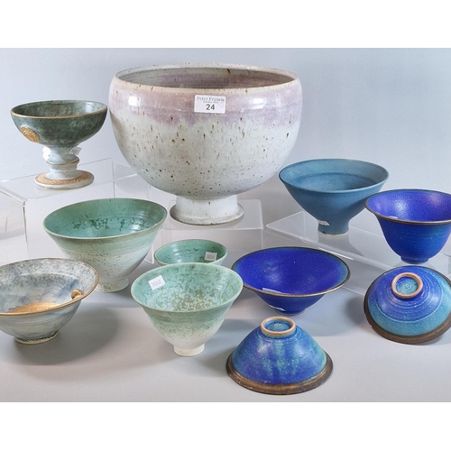 24 - Collection of mainly Studio Pottery items, various colourways to include: tapering bowls, large bowl... 