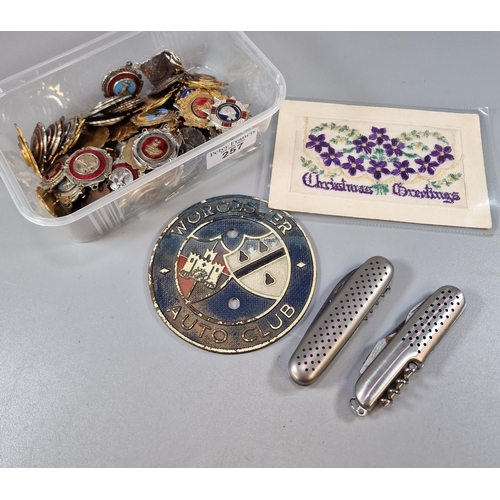 257 - Tub of oddments to include: Worcester Auto Car Club badge, penknives, collection of dancing medals /... 