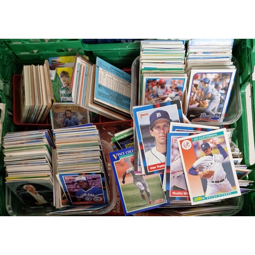 364 - Collection of trading cards to include: USA printed baseball & football, Dodgers, Royals etc. and sp... 