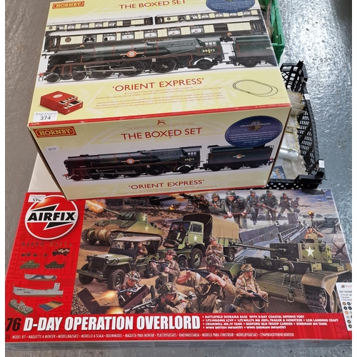 374 - Hornby OO scale model railways 'Orient Express', the boxed set. In original box, together with an Ai... 