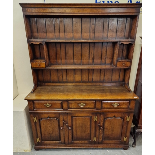 456 - Titchmarsh & Goodwin, an 18th century style oak rack-back dresser. Modern. 140x46x190cm approx. (B.P... 