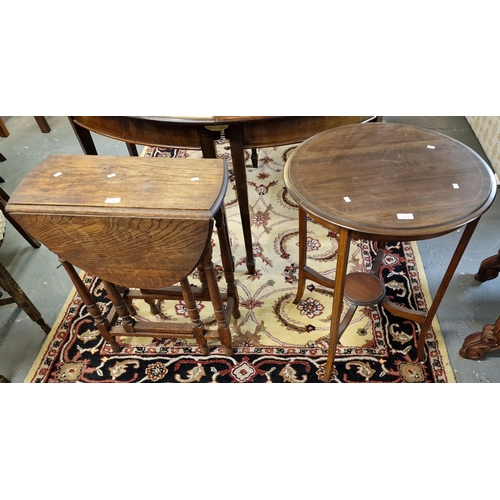 459 - Edwardian mahogany circular lamp table with under tier together with a early 20th century oak gatele... 