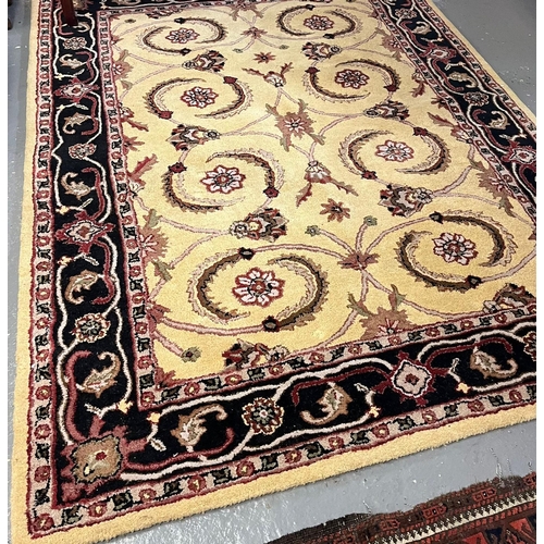 519 - Modern machine made cream ground floral and foliate carpet  (B.P. 21% + VAT)