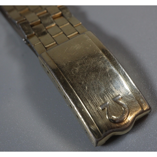 133A - Omega Constellation gold plated automatic chronometer, having Baton numerals, centre sweep seconds h... 