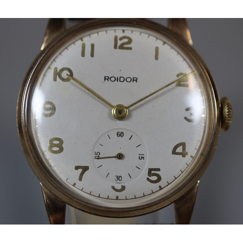 134 - Rodon 9ct gold vintage gentleman's wristwatch with Arabic numerals and seconds dial on snake skin st... 