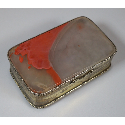 146 - George IV silver gilt and agate snuff/trinket box, maker's marks W E, London 1828. 8.5x5x3cm approx.... 