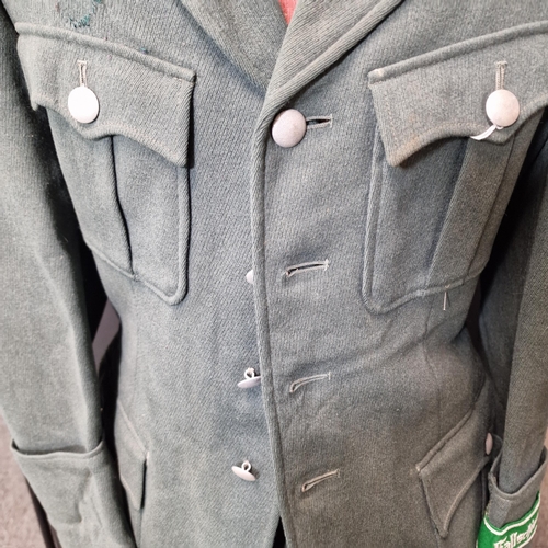 184 - WW2 German Administration (Heeresverwaltung) officers M38 tunic and trousers, with lieutenant should... 