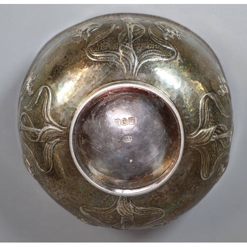 18A - Gilbert Marks, a late Victorian Art Nouveau silver bowl of relief organic design, London 1896. 12.2 ... 