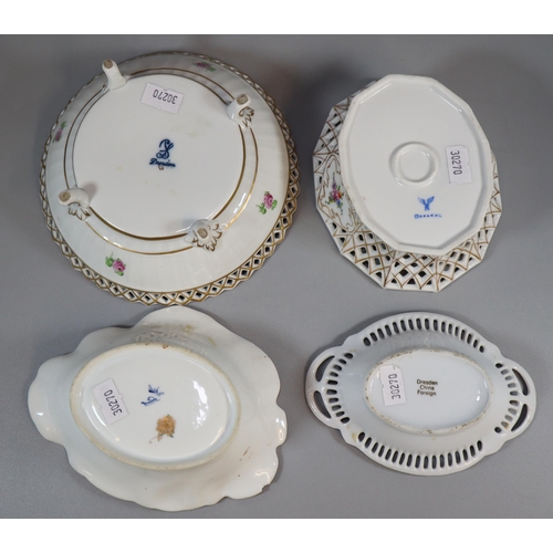 226 - Collection of German porcelain items to include: pair of Meissen bowls hand-painted with flowers, fo... 