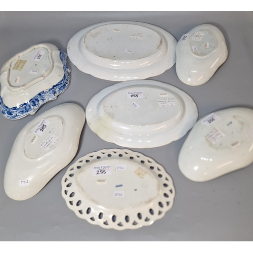 255 - Collection of 19th century Spode blue and white ceramics to include: three lozenge stands,  'Cramani... 