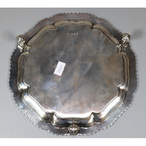 30 - George V silver salver, having gadroon edge and raised on three scroll feet, by S.B.&S. Ltd., Cheste... 