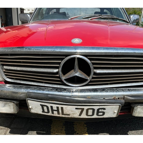 347 - 1981 Mercedes 280SL Drop Head Sports Car, reg No. DHL 706. R107 Model.  2746ccs, six cylinder engine... 