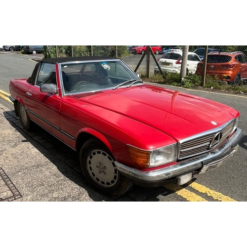 347 - 1981 Mercedes 280SL Drop Head Sports Car, reg No. DHL 706. R107 Model.  2746ccs, six cylinder engine... 