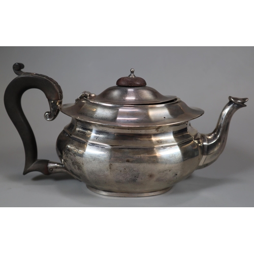 38 - George V silver fluted teapot with ebonised handle and fluted finial, by Pinder Brothers, Sheffield ... 