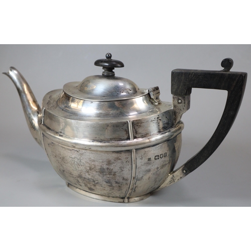 40 - Late Victorian silver four piece teaset comprising teapot, coffee pot/water jug (dated 1900), two ha... 