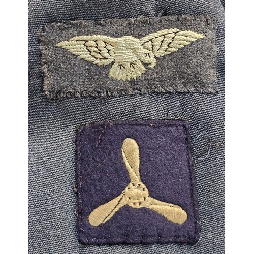 183 - Royal New Zealand Air Force (RNZAF) Flight Lieutenant battledress blouse, with RNZAF Flying Badge, t... 